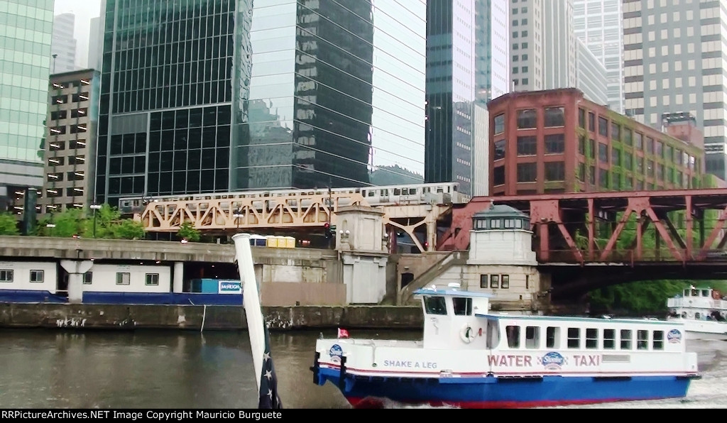 Chicago CTA train (subway)